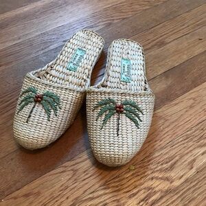 Tommy bahama mules
